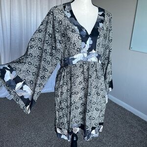 Vintage Y2K Express 100% Silk Babydoll Mini Dress Kimono Sleeve Black Gray S